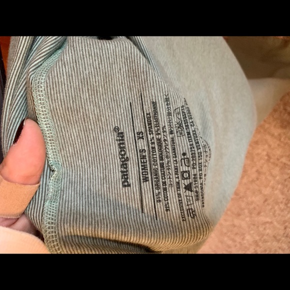 Green and White Patagonia Skirt - Picture 3 of 3